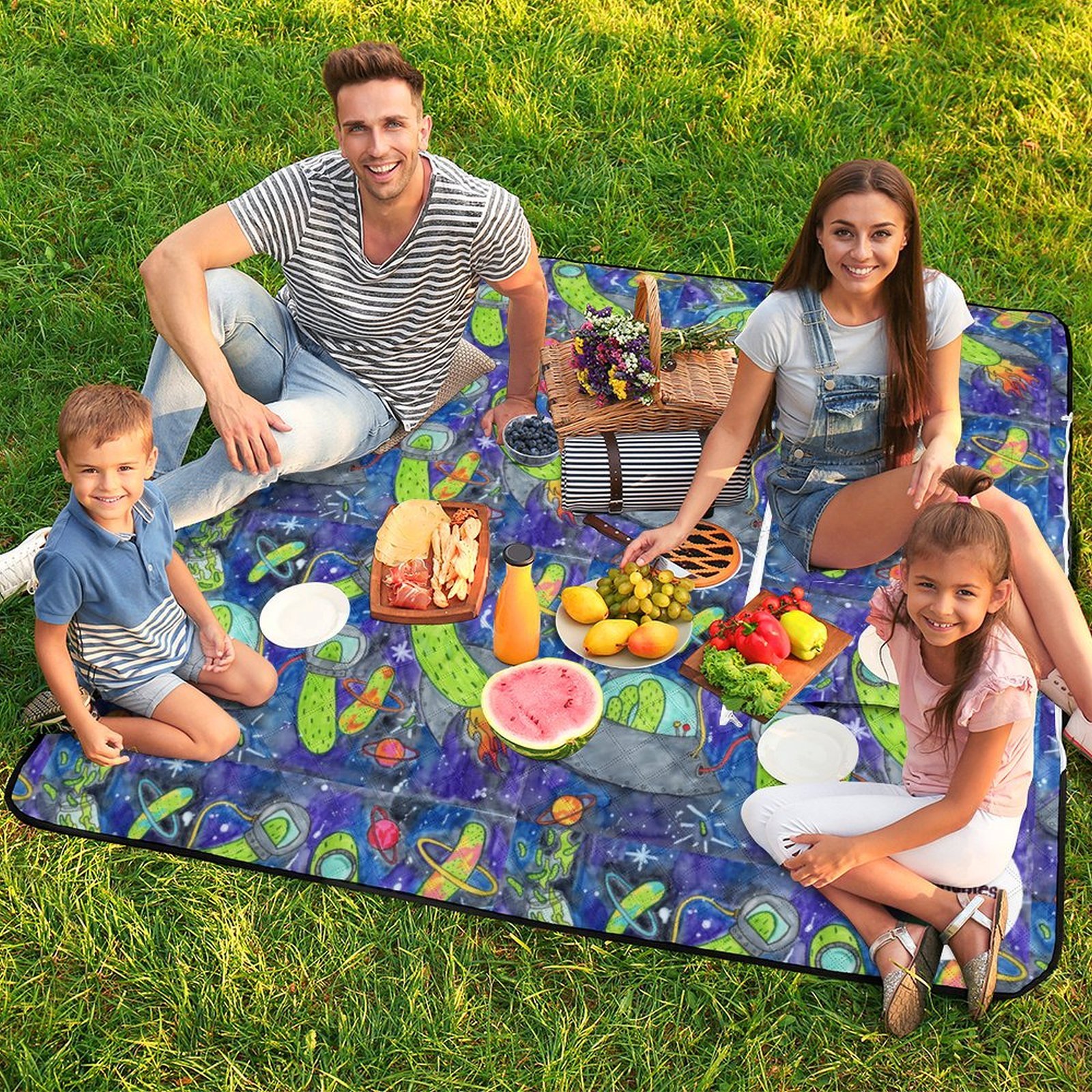 Pickle Galaxie Zipper Picnic Mat - Image 5